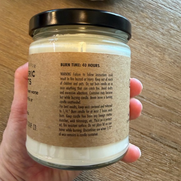 Candle for Generic Gifts: Smells Like a Re-Gift. White Candle. - Picture 5 of 7